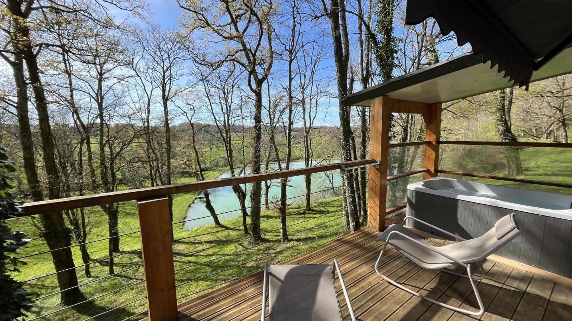 Les Cabanes Du Lac - Spa - Petit Dejeune - Cabane Du Frene & Cabane Du Chene Premium Sevignacq Exterior photo